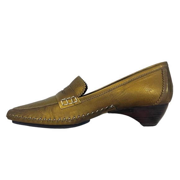 PETRA Donald J Pliner Bronze Metallic Leather Slip On Heeled Loafer - Picture 6 of 12
